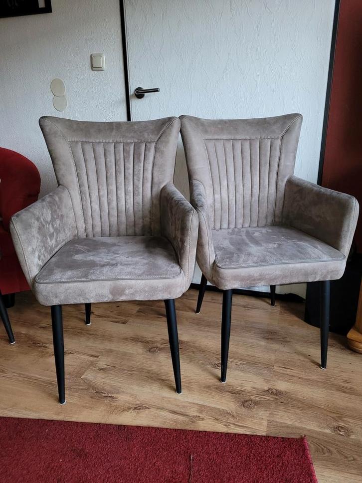 4 MXsofa Eetkamerstoelen - 2 Licht & 2 Donker, Huis en Inrichting, Stoelen, Gebruikt, Vier, Metaal, Stof, Overige kleuren, Ophalen