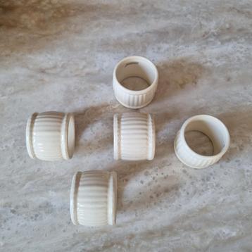 Wedgwood Edme servetringen beschikbaar voor biedingen