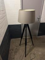 Staande lamp, Huis en Inrichting, Lampen | Vloerlampen, Ophalen, Zo goed als nieuw, 150 tot 200 cm