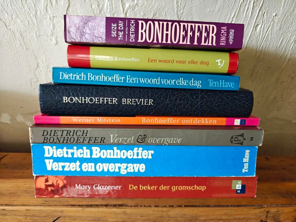8 Boeken van Dietrich Bonhoeffer., Boeken, Ophalen of Verzenden, Zo goed als nieuw