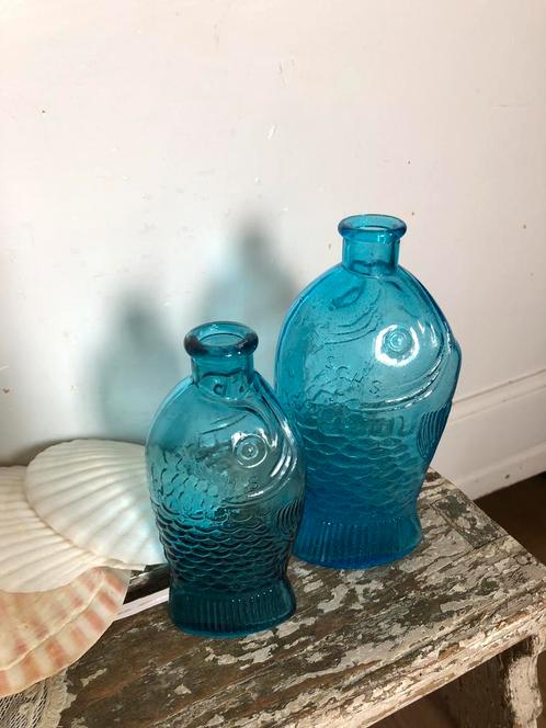 Glazen flesjes visvorm ( 2), Antiek en Kunst, Curiosa en Brocante, Ophalen of Verzenden