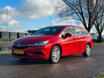 Opel Astra Sports Tourer Turbo | Apple Carplay | Trekhaak |, Voorwielaandrijving, Stof, Zwart, 1178 kg