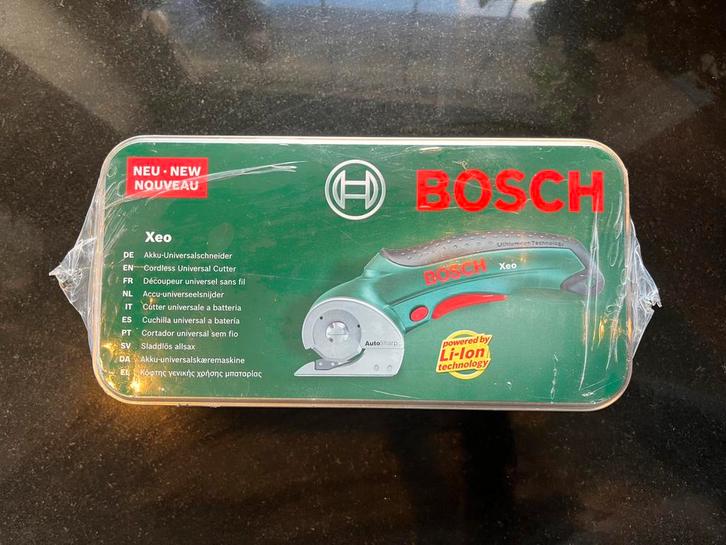 Bosch Xeo Accu Universele Snijder - ongebruikt, Doe-het-zelf en Verbouw, Gereedschap | Handgereedschap, Nieuw, Ophalen of Verzenden