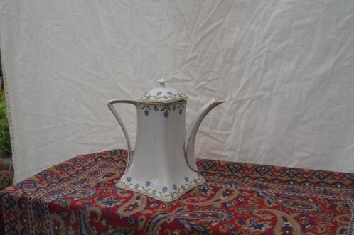 Theepot  ( Antiek, Antiek en Kunst, Antiek | Servies compleet, Ophalen of Verzenden