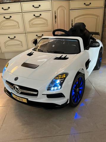 Zeer luxe Mercedes SLS kinderauto met MP4 Touchscreen TV beschikbaar voor biedingen