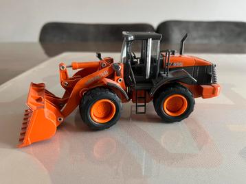 Hitachi ZW 220 wiellaadschop beschikbaar voor biedingen