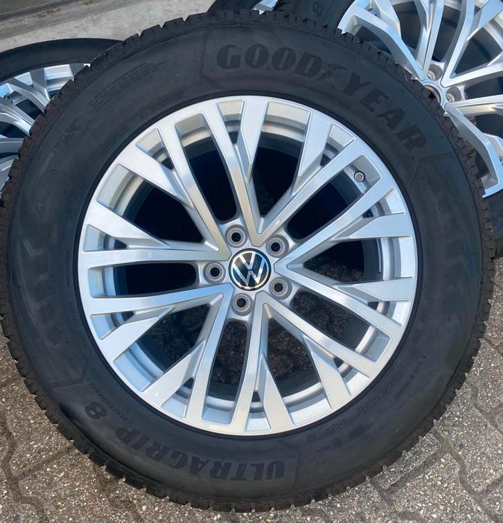 DEMO 18” Originele VW Touareg III Velgen + 8mm Winterbanden, Auto-onderdelen, Banden en Velgen, Ophalen of Verzenden