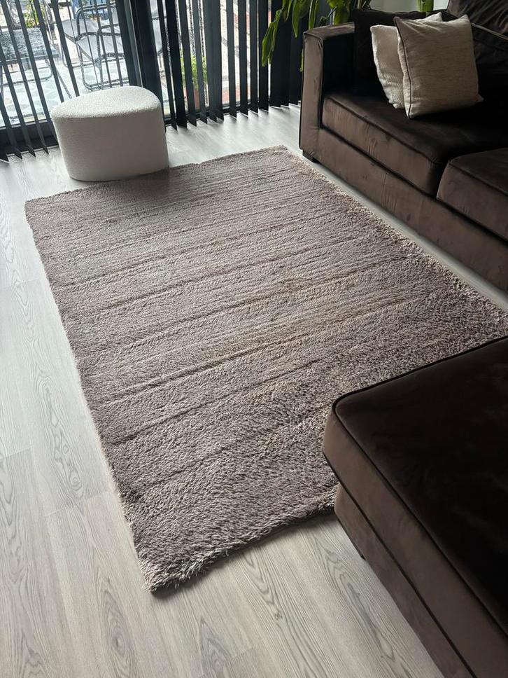 Champagne Kleurig Vloerkleed 230x160cm, Huis en Inrichting, Stoffering | Tapijten en Kleden, Gebruikt, 150 tot 200 cm, 200 cm of meer