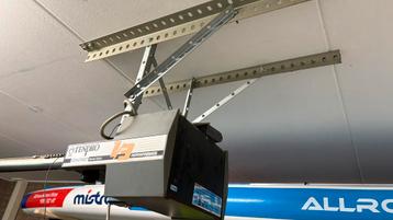 Garagedeuropener - Gebruikt beschikbaar voor biedingen