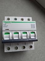 Schneider Elelctric Resi9 3p+N C20 installatie automaat, Ophalen of Verzenden, Gebruikt, Overige typen