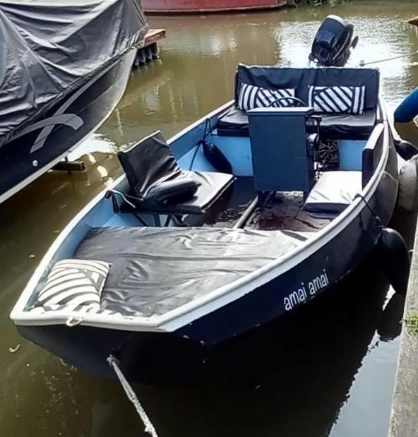 Stalen Sloep met Buitenboordmotor 15pk, Watersport en Boten, Bootonderdelen, Gebruikt, Motor en Techniek, Motorboot, Ophalen
