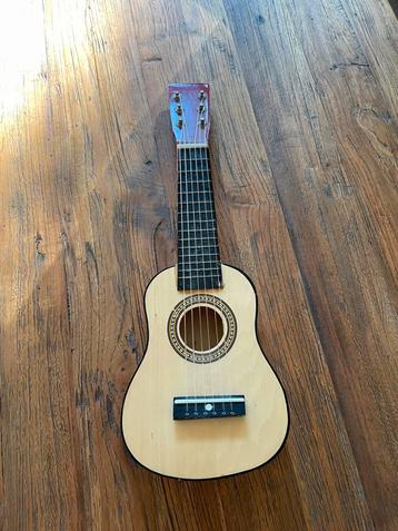 Kleine Akoestische Gitaar voor Kinderen beschikbaar voor biedingen