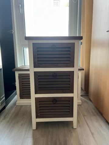 Salontafel, tv meubel en ladekastje beschikbaar voor biedingen