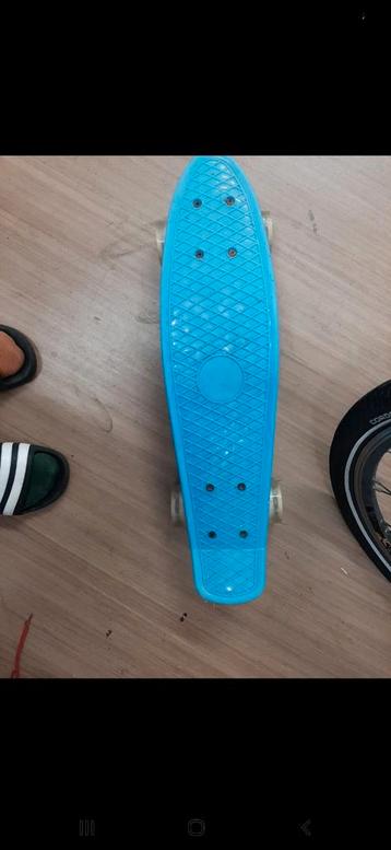 Blauw Skateboard - Perfect voor Beginners! beschikbaar voor biedingen
