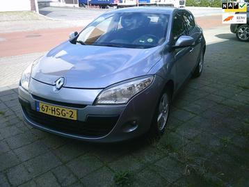 Renault Mégane gereserveerd beschikbaar voor biedingen