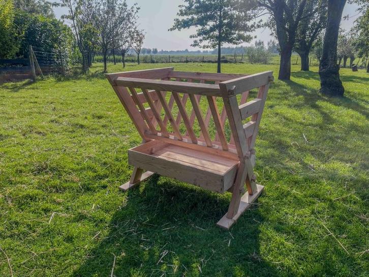 Hooiruif zonder spijkers en schroeven, Dieren en Toebehoren, Schapen, Geiten en Varkens, Schaap, Meerdere dieren