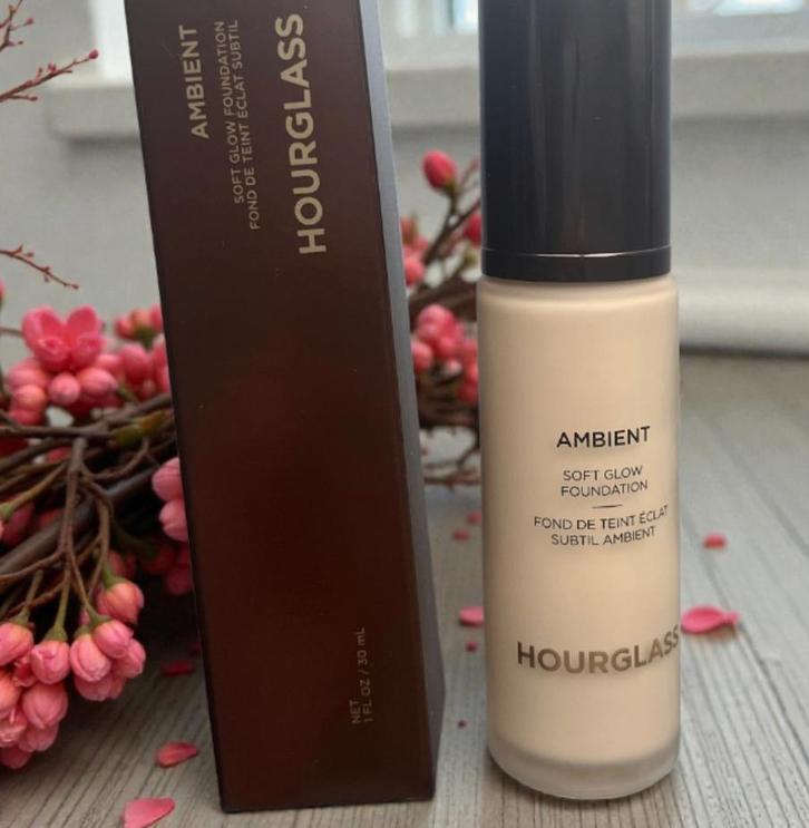 Hourglass Foundation - Setting Powder -  Mascara & Tasje, Sieraden, Tassen en Uiterlijk, Uiterlijk | Cosmetica en Make-up, Nieuw