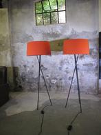 Santa en Cole Tripode G5 Vloerlamp, Ophalen, Modern design, 100 tot 150 cm, Zo goed als nieuw