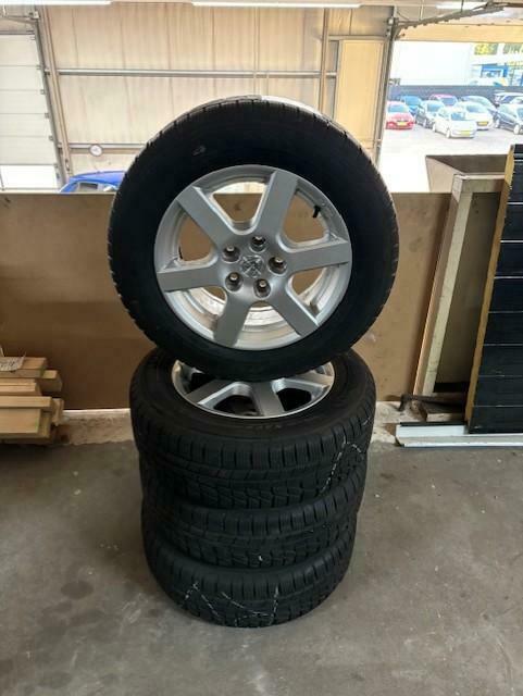 winterset nokian, Auto-onderdelen, Banden en Velgen, Banden en Velgen, Winterbanden, 15 inch, 195 mm, Gebruikt, Ophalen