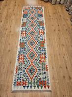 Handgeweven oosterse wollen kelim loper 286x84, Huis en Inrichting, Stoffering | Tapijten en Kleden, Info@SlatsAntiek.nl, Crème