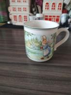 Foxwood tales mok, Huis en Inrichting, Keuken | Servies, Ophalen of Verzenden, Zo goed als nieuw, Overige stijlen, Kop(pen) en/of Schotel(s)
