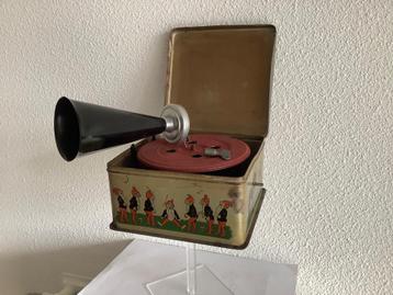 Pigmy kindergrammofoon beschikbaar voor biedingen