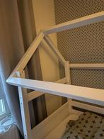 Huisbed peuterbed bedbank puck 90x200, Kinderen en Baby's, Kinderkamer | Bedden, Ophalen, 85 tot 100 cm, Gebruikt, Lattenbodem