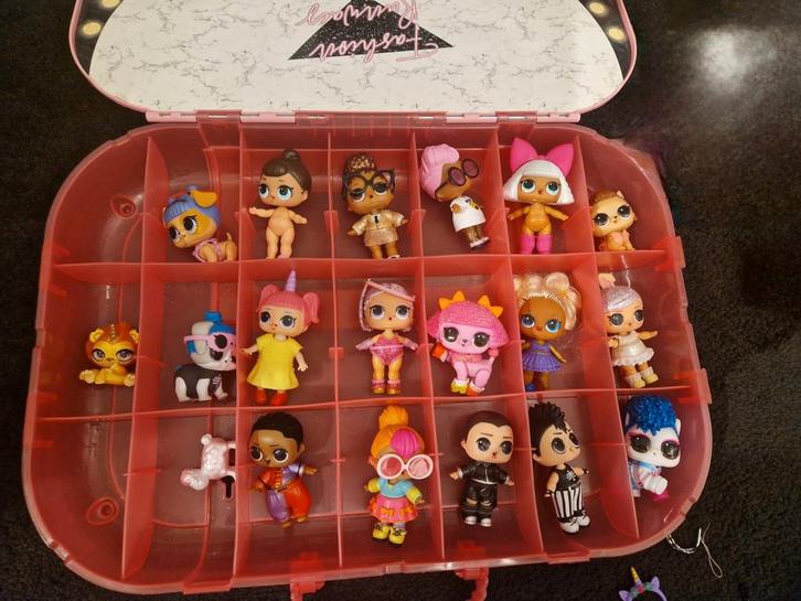 LOL Surprise poppen collectie met accessoires, Verzamelen, Efteling, Gebruikt, Beeldje of Poppetje, Ophalen of Verzenden