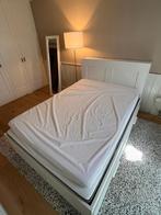 Tweepersoonsbed met opbergruimte en hoofdeinde., Huis en Inrichting, Slaapkamer | Bedden, Ophalen, Gebruikt, Wit, Tweepersoons