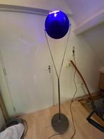 Staande design lamp, Huis en Inrichting, Lampen | Vloerlampen, Ophalen, Zo goed als nieuw, Glas, Modern