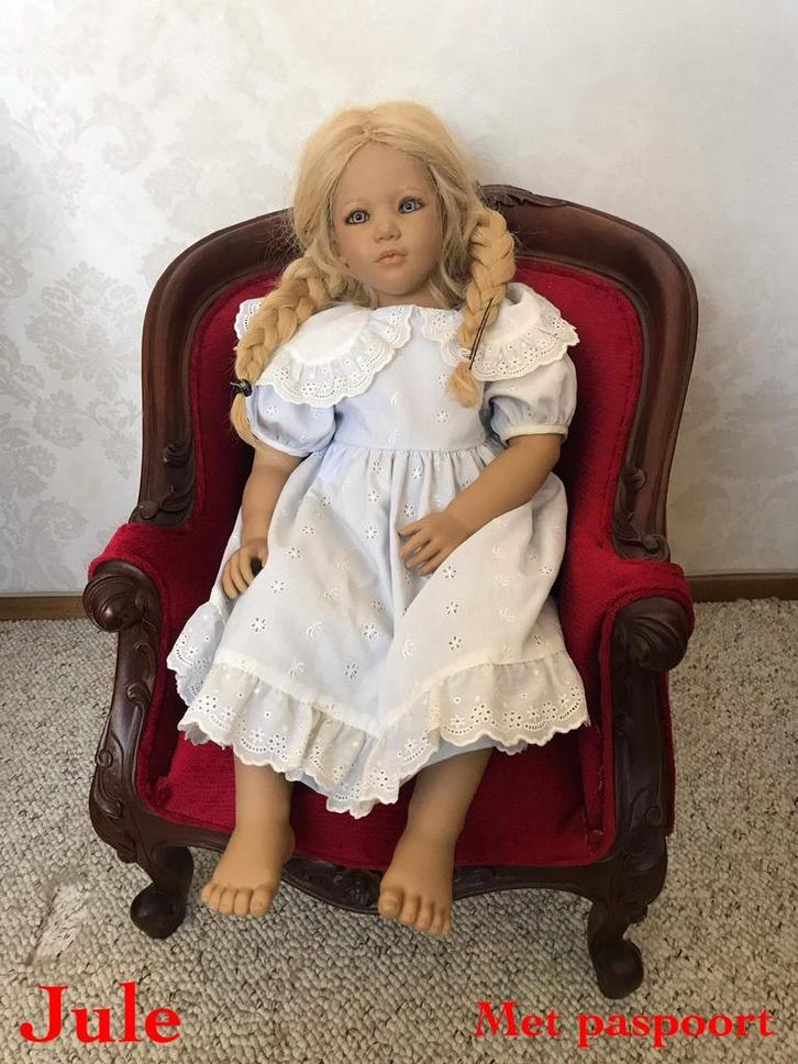 Annette Himstedt Pop - Jule (met paspoort), Verzamelen, Poppen, Zo goed als nieuw, Pop, Ophalen of Verzenden