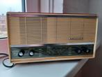 Rode Philips radio. Jaren 50., Antiek en Kunst, Antiek | Tv's en Audio, Ophalen
