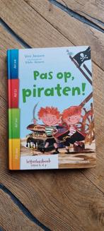 Pas op, piraten! - Vera Janssens, Ophalen of Verzenden, Zo goed als nieuw, Vera Janssens, Fictie algemeen