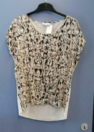 Second Female zwart / wit printje voor, ecru achter S 35216 beschikbaar voor biedingen