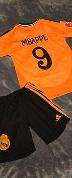 Mbappe voetbaltenue maat 140 - Nieuw!, Maat XS of kleiner, Ophalen of Verzenden, Nieuw, Set