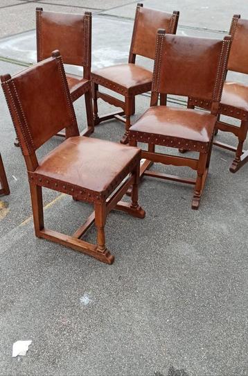 Set van 6 vintage Spaans leren eetkamerstoelen  beschikbaar voor biedingen