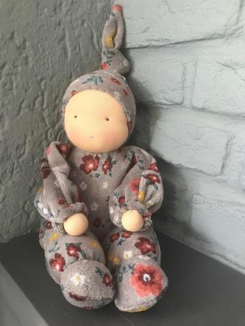 Zonnekind Knuffelpop 38 / 30cm / Antroposofische pop beschikbaar voor biedingen