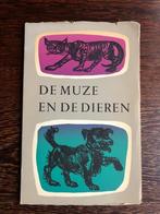 De muze en de dieren - Verzen bijeengebracht door M. Vasalis, Ophalen of Verzenden, Gelezen
