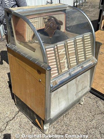 Wurlitzer model 2200 jukebox. 200 select ongereviseerd beschikbaar voor biedingen