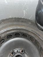 Golf 6 set winterbanden. 1600km mee gereden als nieuw, Auto-onderdelen, Banden en Velgen, Ophalen, Winterbanden, Band(en)