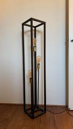 Industriële vloerlamp (exclusief lampjes), Huis en Inrichting, Lampen | Vloerlampen, Ophalen, Overige materialen, 100 tot 150 cm