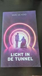 Marc de Hond - Licht in de tunnel, Ophalen of Verzenden, Zo goed als nieuw, Marc de Hond