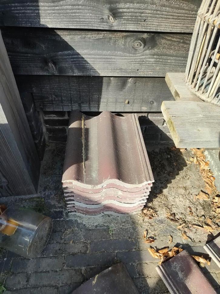 Teewen herfst snel Dekker dakpan nokvorst pan, Doe-het-zelf en Verbouw, Dakpannen en Dakbedekking, Zo goed als nieuw, Dakpannen