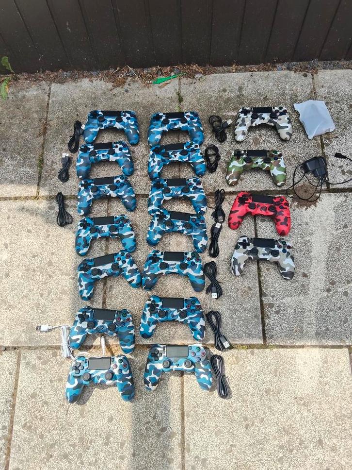 12 X PLAYSTATION 4 COMPATIBLE CONTROLLERS (NIEUW), Spelcomputers en Games, Spelcomputers | Sony PlayStation 4, Nieuw, Met 2 controllers