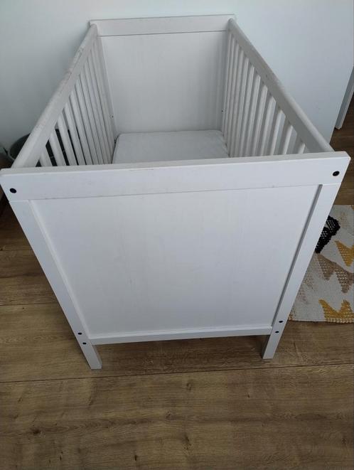 Sundvik ledikant, Kinderen en Baby's, Babywiegjes en Ledikanten, Gebruikt, Ledikant, Ophalen