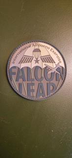 Falcon leap badge, Ophalen of Verzenden, Landmacht, Nederland, Embleem of Badge