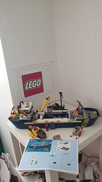 Lego diepzee Explorer 60266 met extra duikboot  beschikbaar voor biedingen