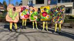 5 carnavalspakken voor een optocht, Ophalen, Gedragen, Carnaval