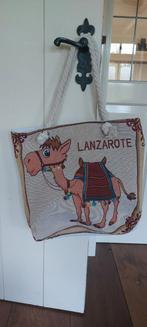 Souvenir Lanzarote strandtas schoudertas tas kameel spanje, Ophalen of Verzenden, Zo goed als nieuw