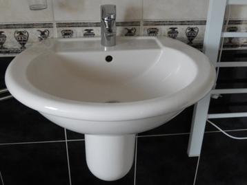 Wastafel met kraan Grohe beschikbaar voor biedingen